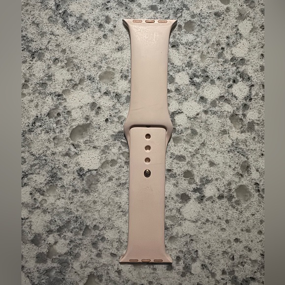 🆕 Apple Watch ⌚️ Band in Light Pink - Picture 1 of 2
